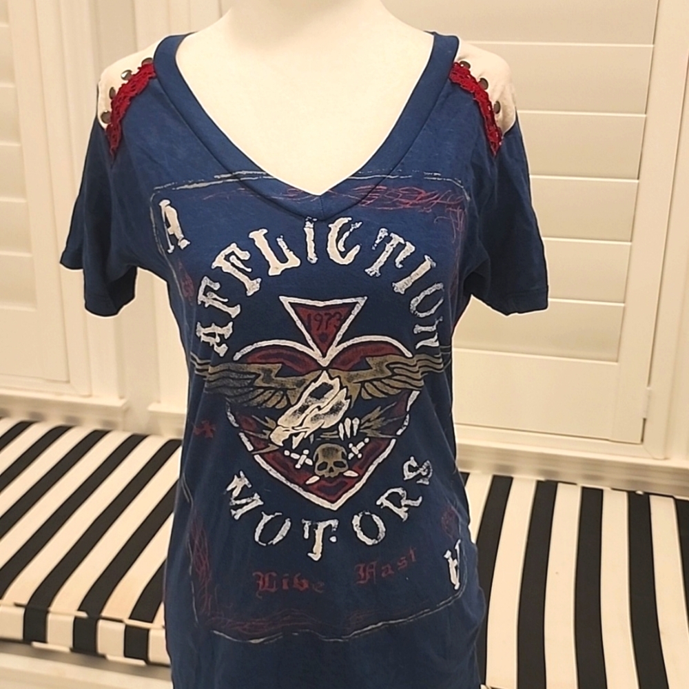 Affliction woman medium top
